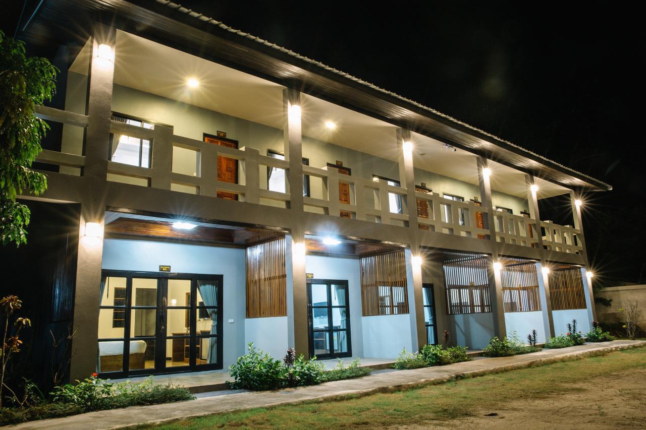 Billabong Hotel And Cafe Baan Tai Ngoại thất bức ảnh
