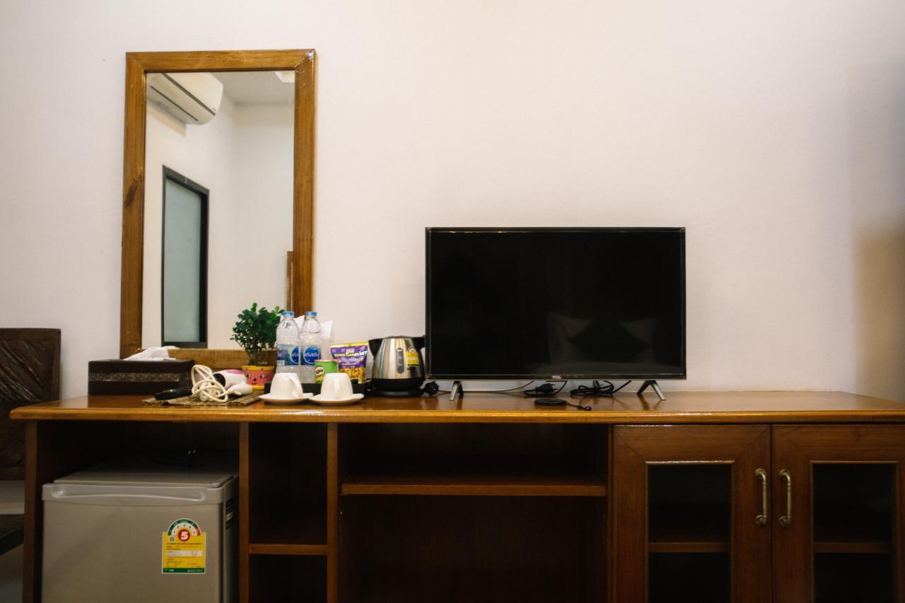 Billabong Hotel And Cafe Baan Tai Ngoại thất bức ảnh
