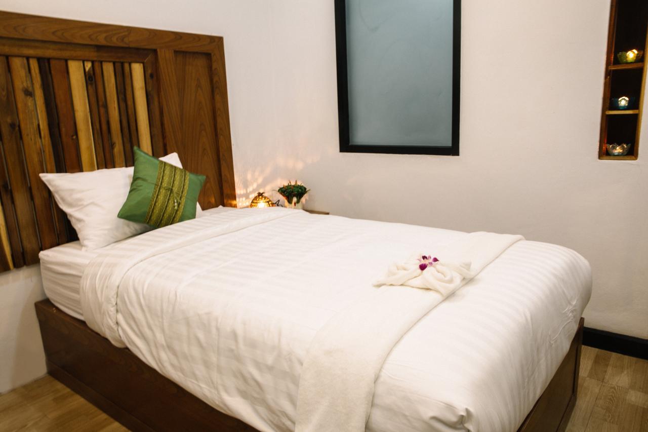 Billabong Hotel And Cafe Baan Tai Ngoại thất bức ảnh