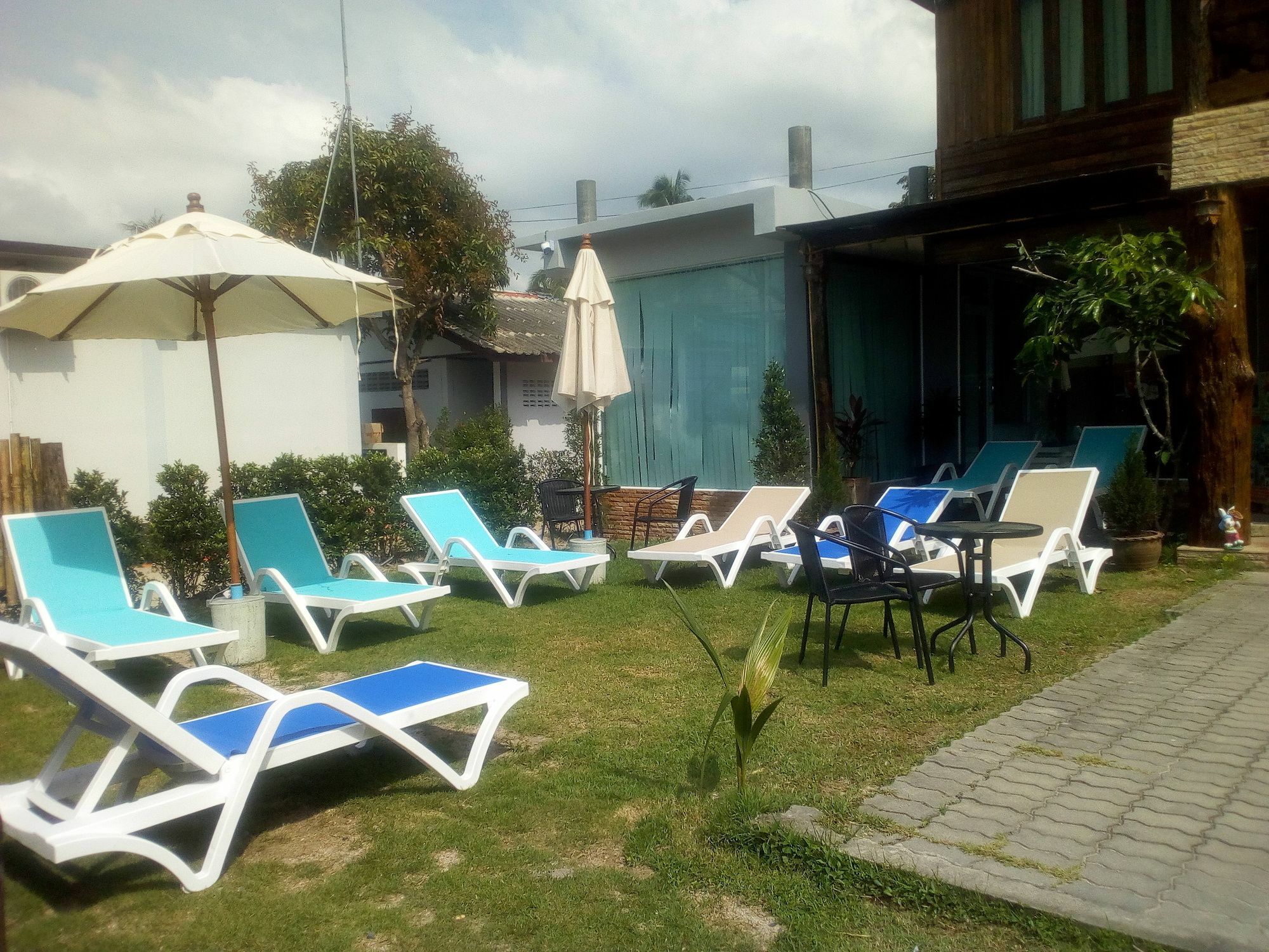 Billabong Hotel And Cafe Baan Tai Ngoại thất bức ảnh